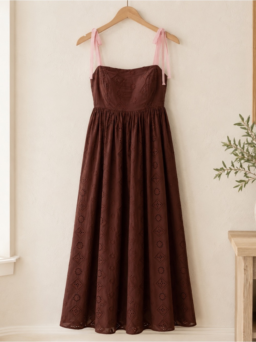 Petal & Pup Odessa Cotton Eyelet Maxi Dress Brown Tie Strap Pockets - Picture 2 of 6